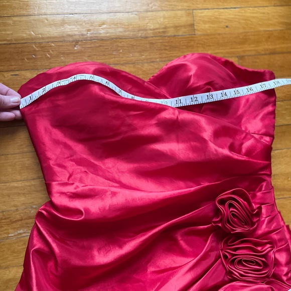 Ballgown size 12 - Picture 8 of 10